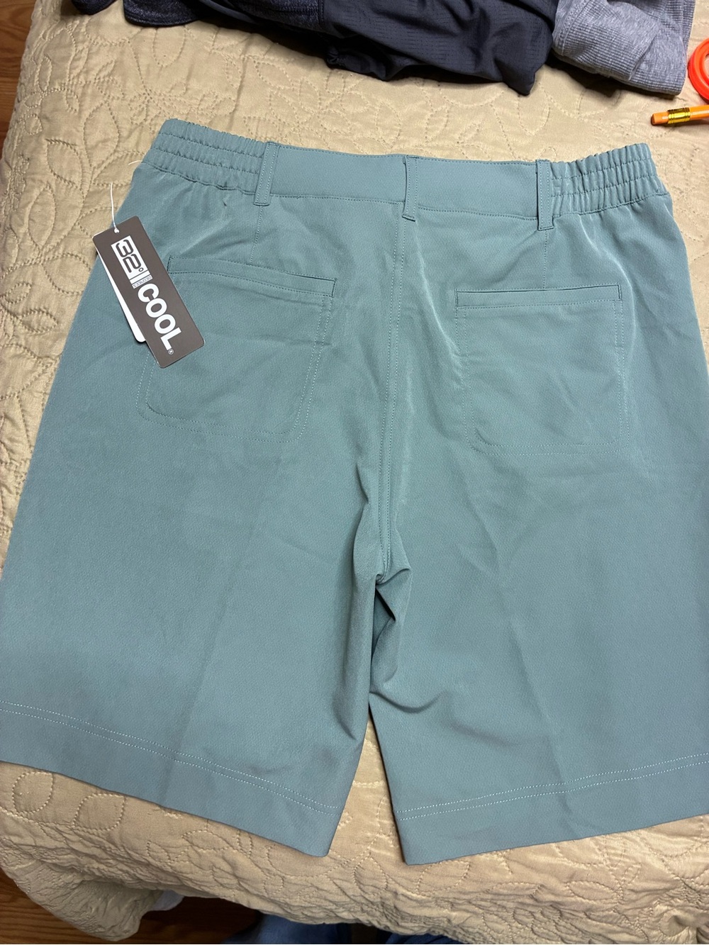 Stretch Pull-On Bermuda Shorts in Sage Green - Picture 3 of 4